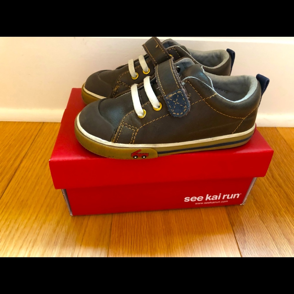 See Kai Run Stevie II brown leather toddler size 8